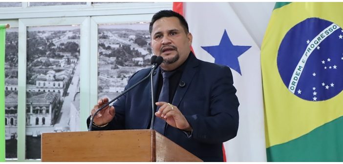 Mais de R$ 2 milhões em investimentos: Mano Dadai destaca entrega de tratores e fortalecimento da agricultura na região.