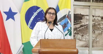 Vereadora Elita Beltrão cobra solução para falta de água em escola rural e pede esclarecimentos sobre transporte coletivo em Santarém