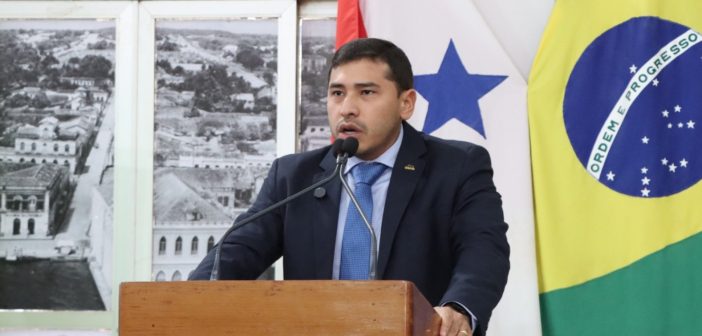 Vereador Ronan Liberal Jr. destaca avanços em saúde, infraestrutura e políticas para mulheres e atuação no primeiro semestre na tribuna