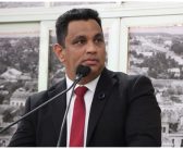 Vereador Alexandre Maduro destaca demandas para a região dos mercados e pede revitalização da Praça Rodrigues dos Santos