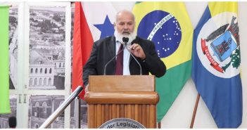 Gerlande comemora assinatura da ordem de serviço da UBS do Piraquara e destaca trabalho pelas comunidades
